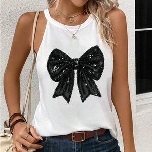 Black Bow Graphic Tank NEW 🏷️